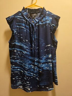 DKNY Sleeveless Navy Blue Patterned Tie-Neck Top